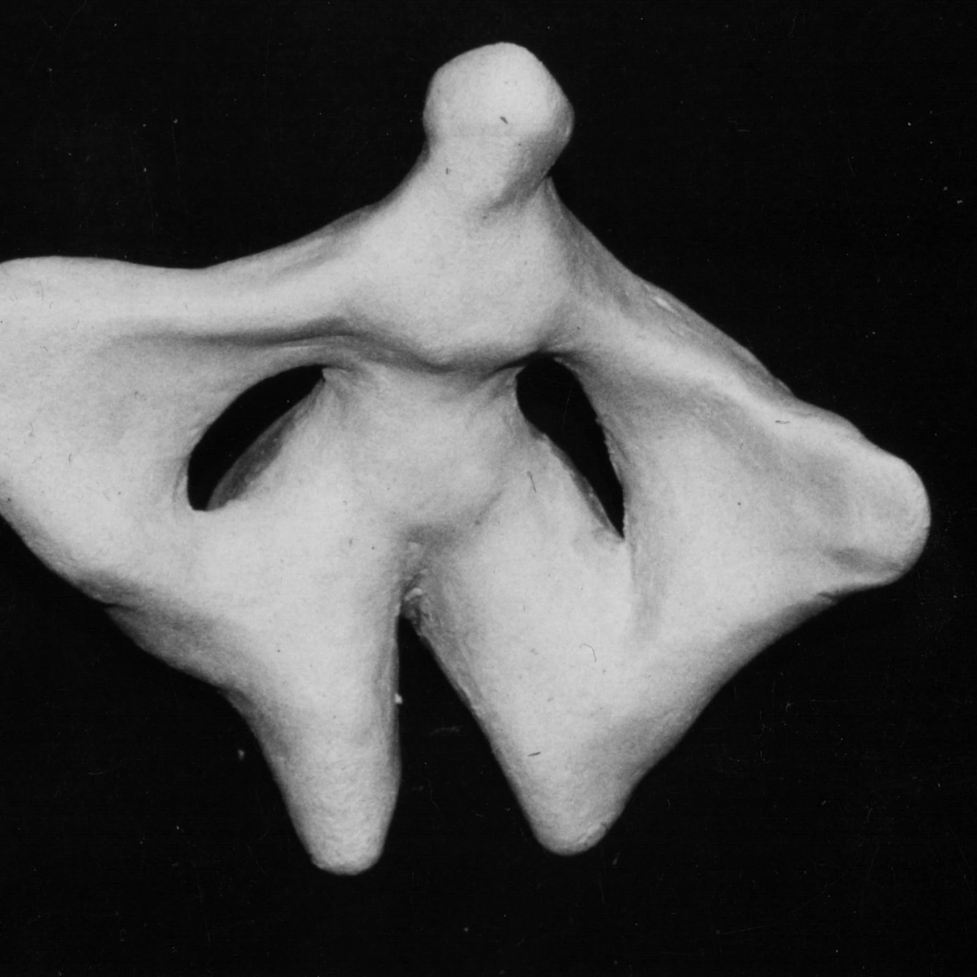 *Kleiner Engel*, 1997, 10 x 9 x 4 cm, burnt clay