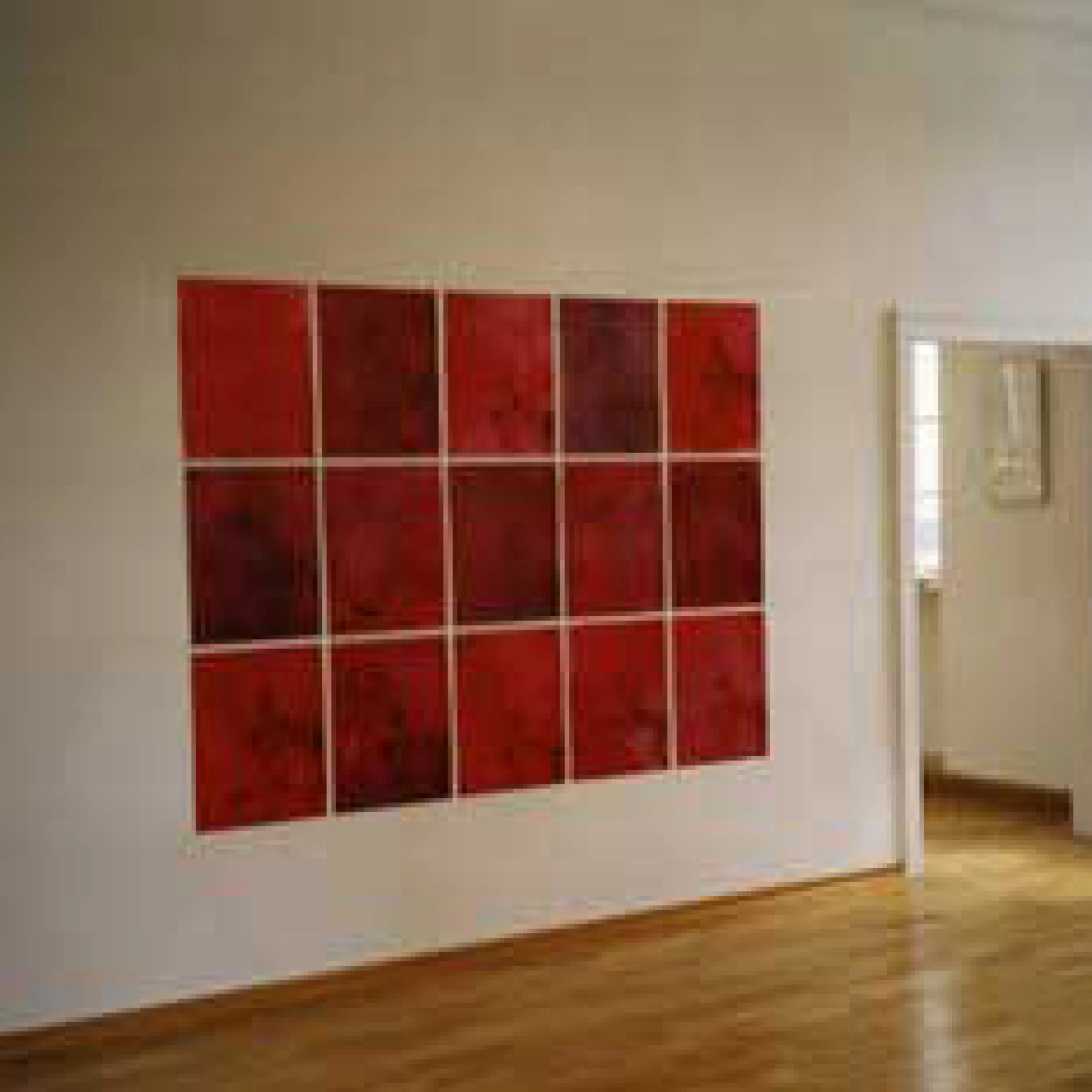 *Rose #01*, 50 x 40 cm,
Ausstellungsansicht, 15-teilig, je 160 x 220 cm, 
Lithographien, Unikatdrucke auf Büttenpapier