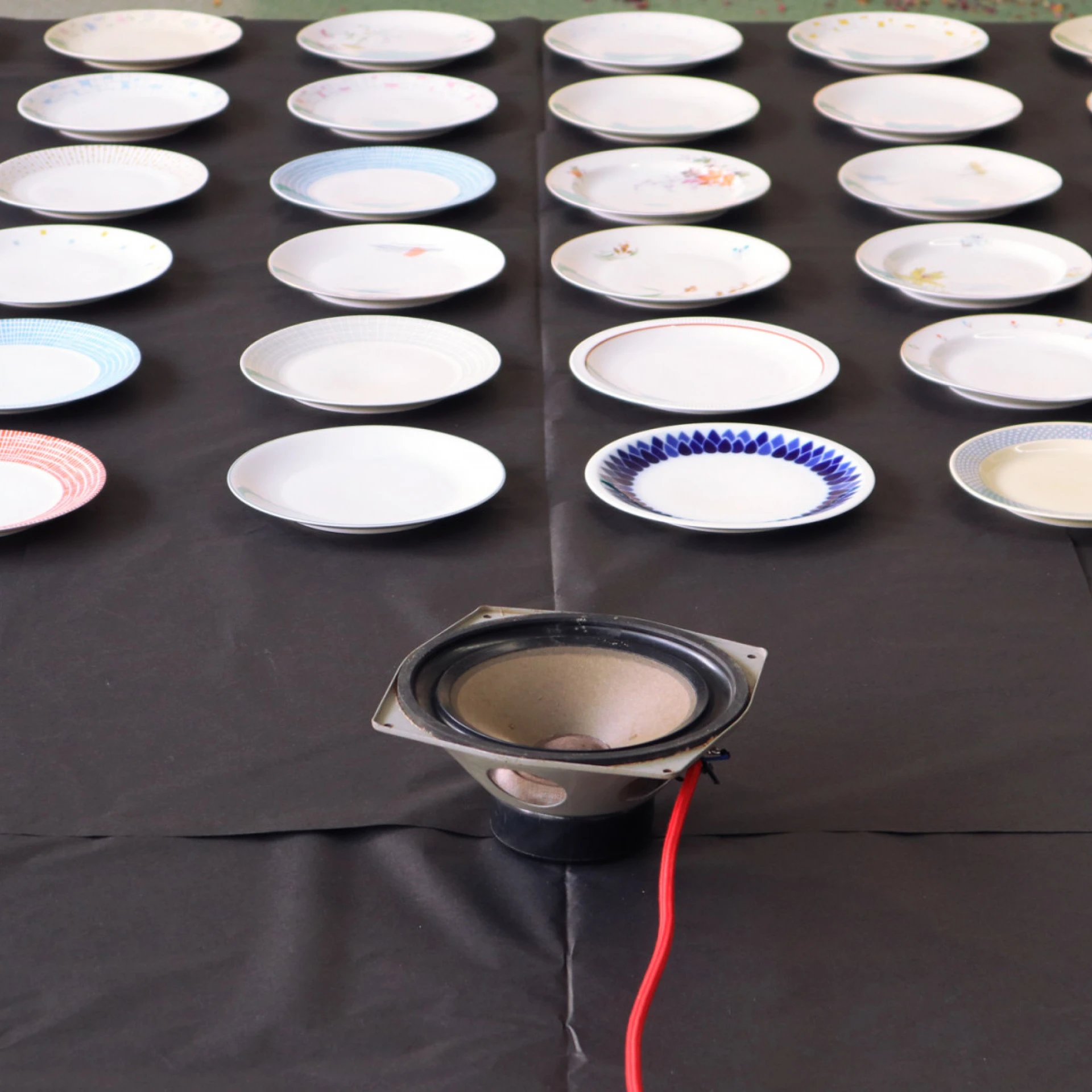 *GESAMMELTES II – Porcelain*, 2019
With Stefan Demming, Art gallery Weseke, Photo: Demming/Rieken