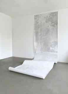 Atelier, 2023, Bleistift auf Papier, 530 x 150 cm, Foto Petra Fiebig