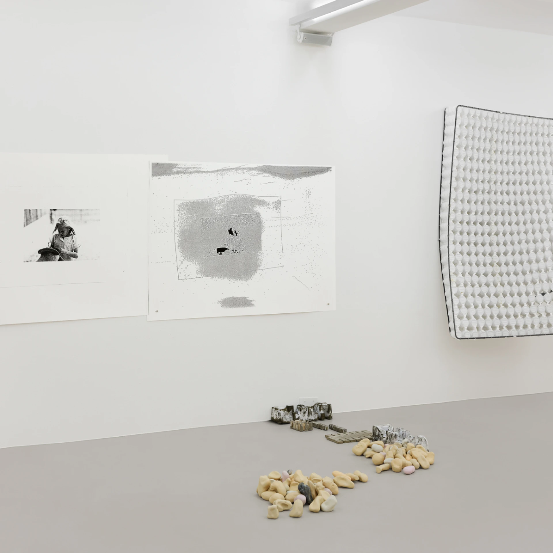 *Alice (from uncertainty to carefreeness)*, 2022, solo exhibition Galerie Mitte, Bremen (DE)