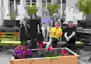 Vorstand im Künstler:innenhaus Bremen (v.l.n.r.): Petra Fiebig, Anne Krönker, Petra Schröder, Antje Schneider, Martin Wilmes,Henrik Nieratschker